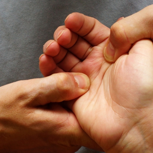 hand-pain-relief-Rehab-Partners-Albertville-Centre-AL